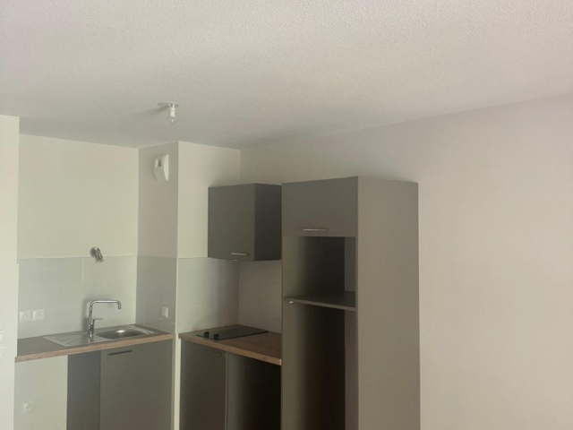 Réalisation de travaux de peinture de 95 logements à Beaucaire par L'As Peinture